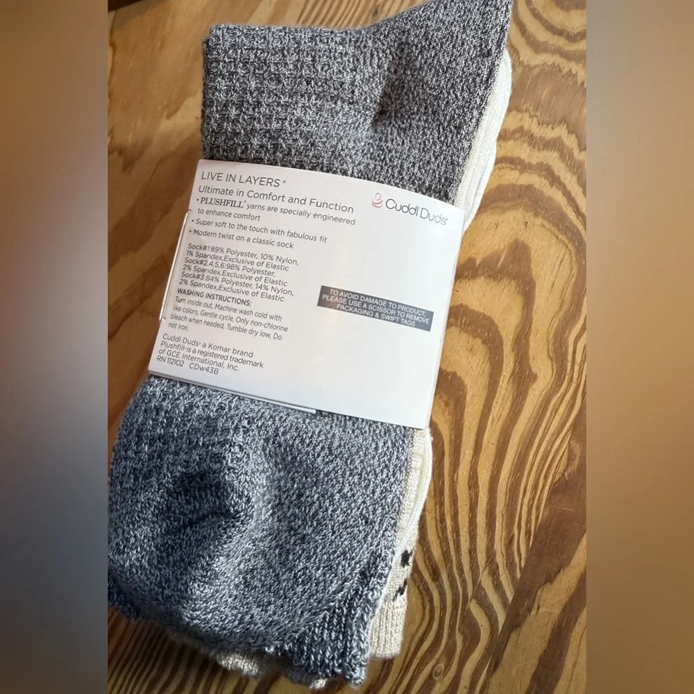 NWT Cuddl Duds 6-Pack Super Soft Cozy Crew Socks Fits Women’s Shoe sizes 4-10 - Picture 7 of 8